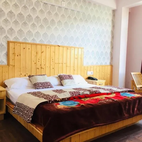 HOTEL CORNER RETREAT BnB, hotel v destinaci Manāli