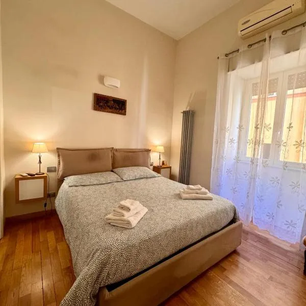 Luisa Apartments, hotell Napolis