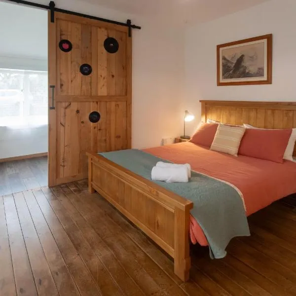 Devon Eleven、ロトルアのホテル