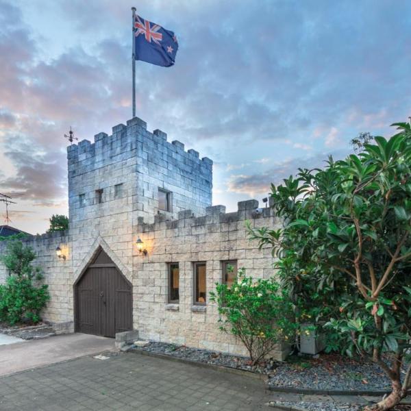 Unique Castle in Auckland