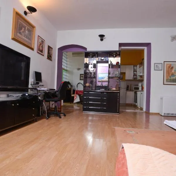 Epicenter Apartments Split, hotel in Split