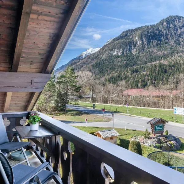 Ferienwohnung Lisa Suitner、ミッテンヴァルトのホテル