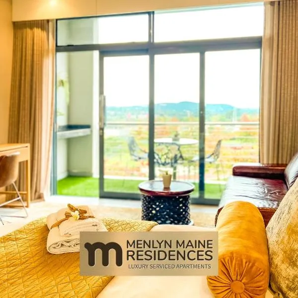 Menlyn Maine Residences - Napoli with king sized bed, hotel em Pretoria