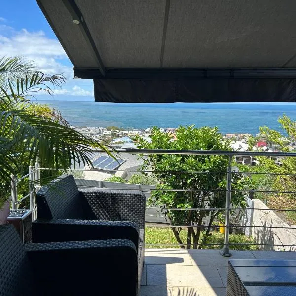 studio Les Alysées, hotel en Saint-Pierre