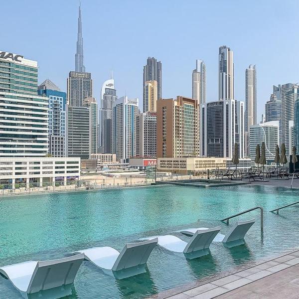 Frank Porter - 15 Northside Tower 1, Dubai