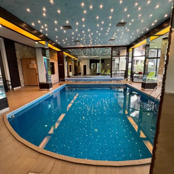 Luxury Studio in Alpinе Lodge FREE SPA, hotel in Bansko