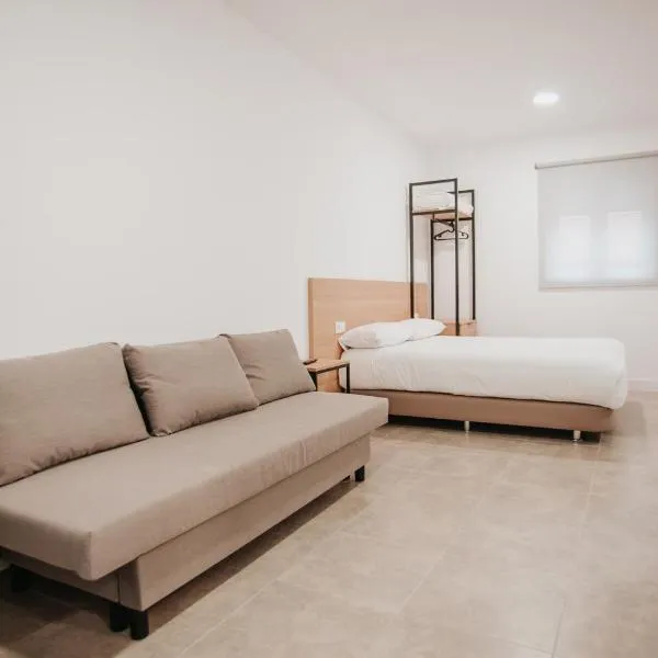 Polorooms, hotel in Zaratán