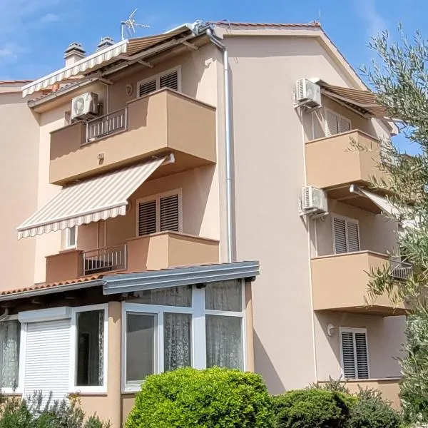 Rooms Magdalena Krk, hôtel à Krk