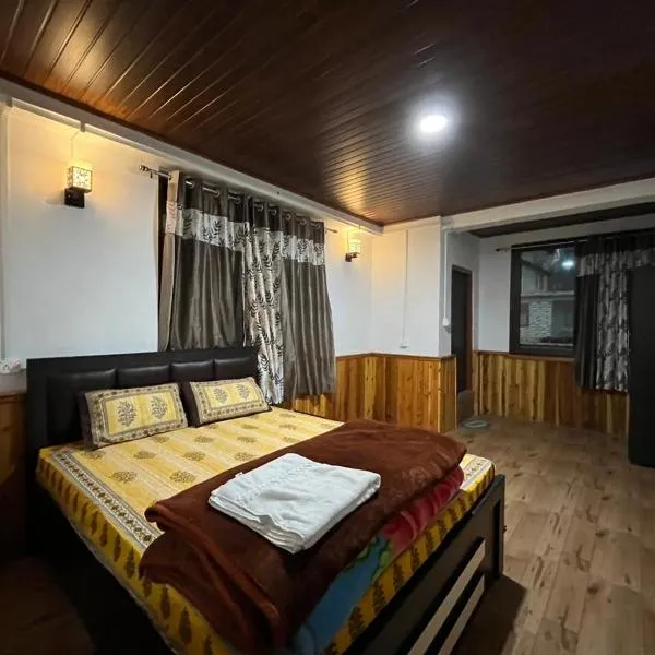 Hangkhim Homestay, hotel in Ravangla