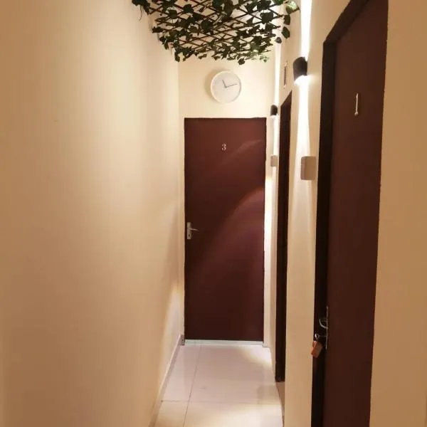 MOE Hostel By PHM, ξενοδοχείο στο Ντουμπάι