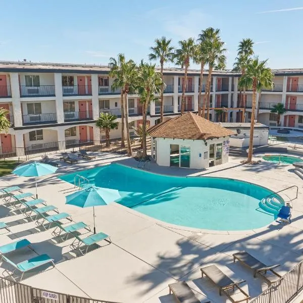 Aqua Soleil Hotel and Mineral Water Spa, hotel in Desert Hot Springs