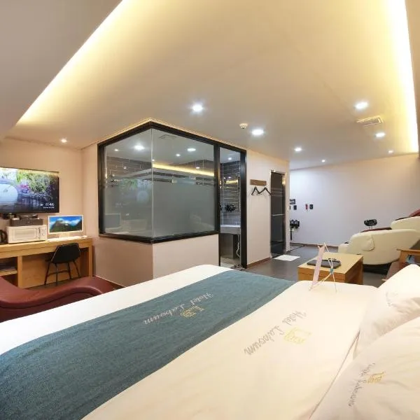 Gimpo Drive-in Hotel Laboum, Hotel in Gimpo