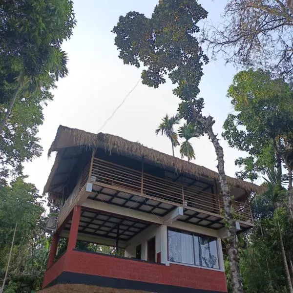 KURUVA SHORELINE WAYANAD, hotel in Chekadi