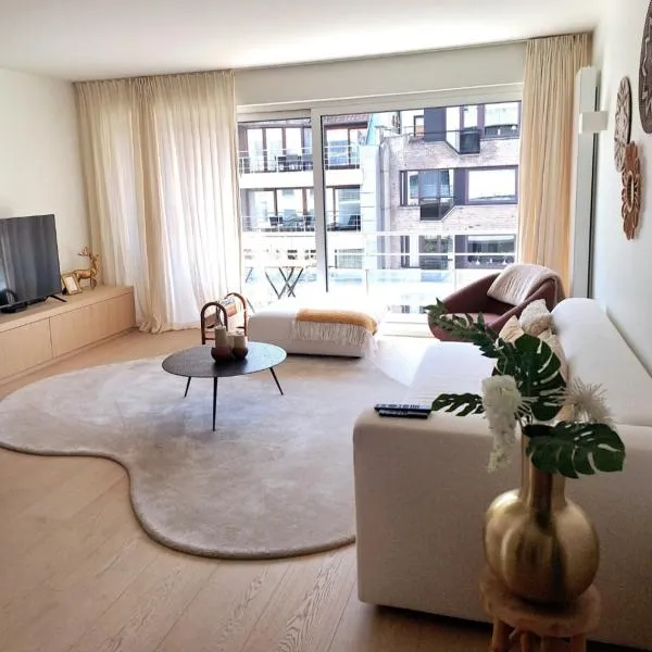 Appartement Wellington D3 Knokke full service et parking, khách sạn ở Knokke-Heist