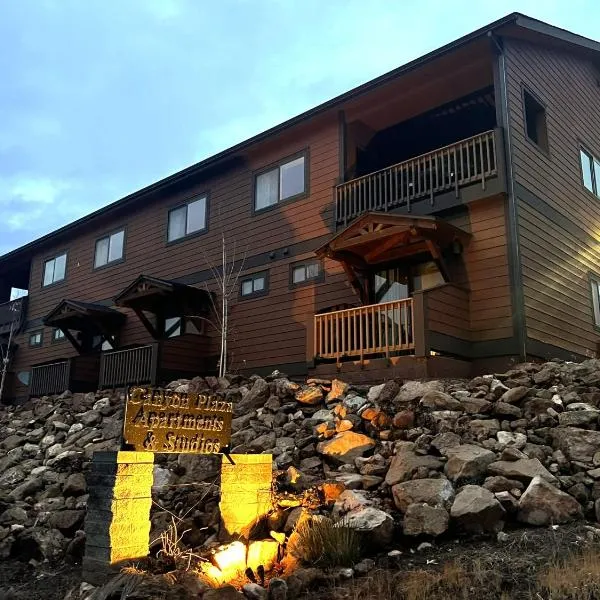 Canyon Plaza Premier Studios and Apts-South Rim, hotel in Tusayan