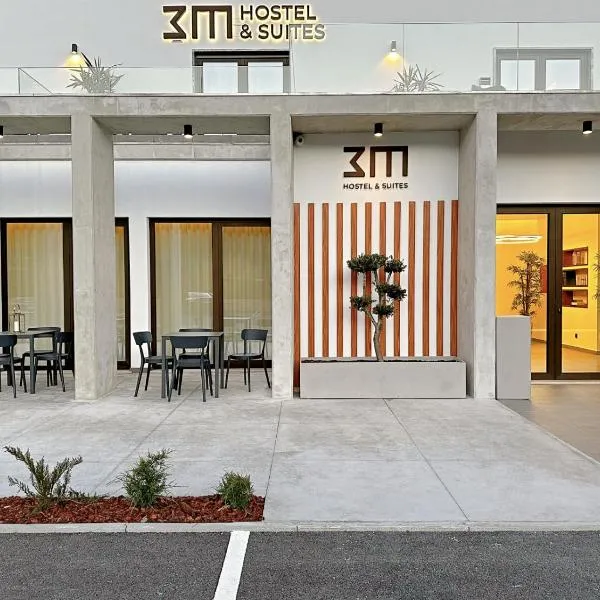 3M Hostel & Suites、Alvaiázereのホテル