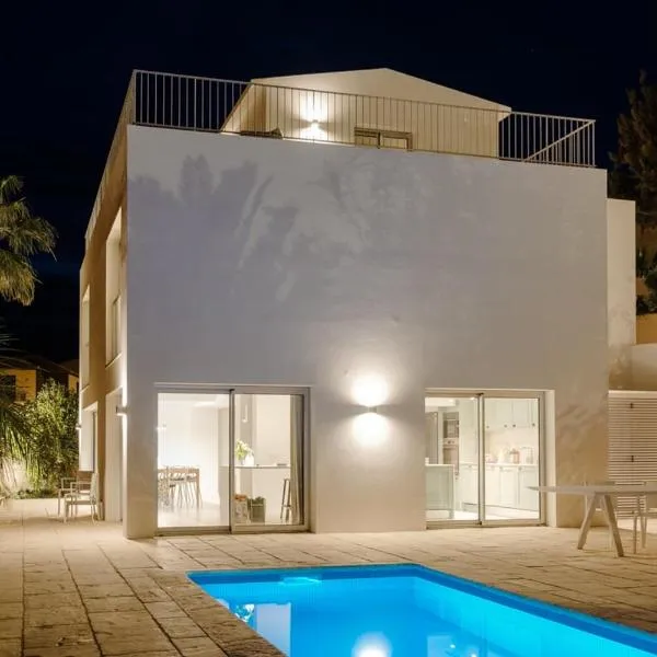 GuestReady - A delightful stay in Porto Santo, Hotel in Pontinhas