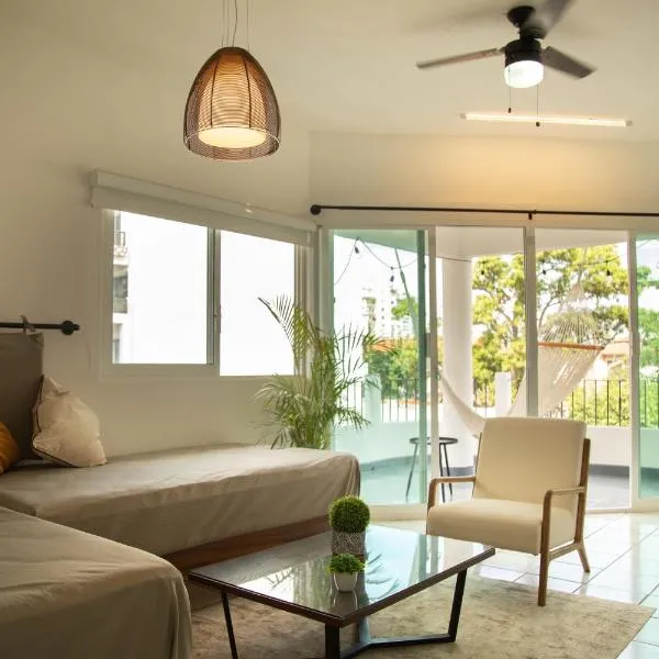 Casa Carranza - Romantic Zone Suites, khách sạn ở Puerto Vallarta