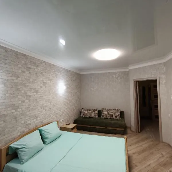 новобудова ЖК Яровиця, смарт тв, hotel in Luts'k