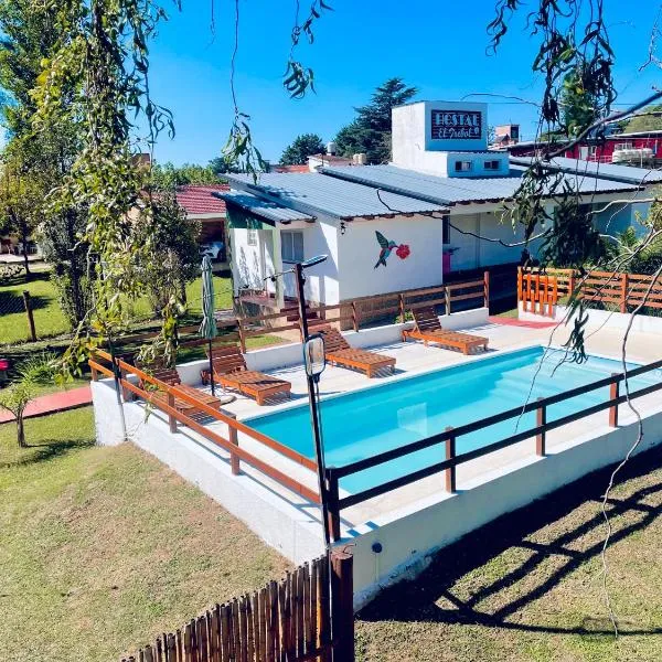 Hostal El Trébol - Tanti, hotel v destinaci Tanti