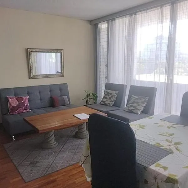 Apartamento 505 Cortijo Reforma zona 9, hotel in Guatemala