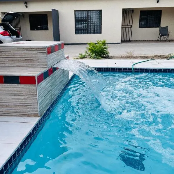 Rocksie Apartments, Hotel in Maun