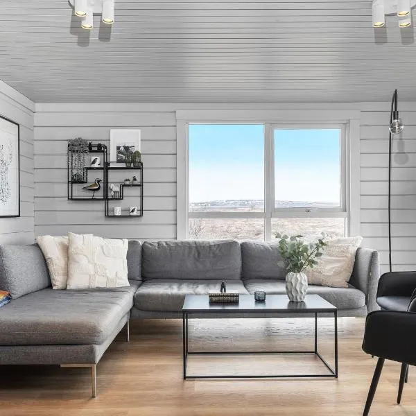 Spacious 4-Bedroom Home in Southern Iceland, hotel v destinaci Selfoss