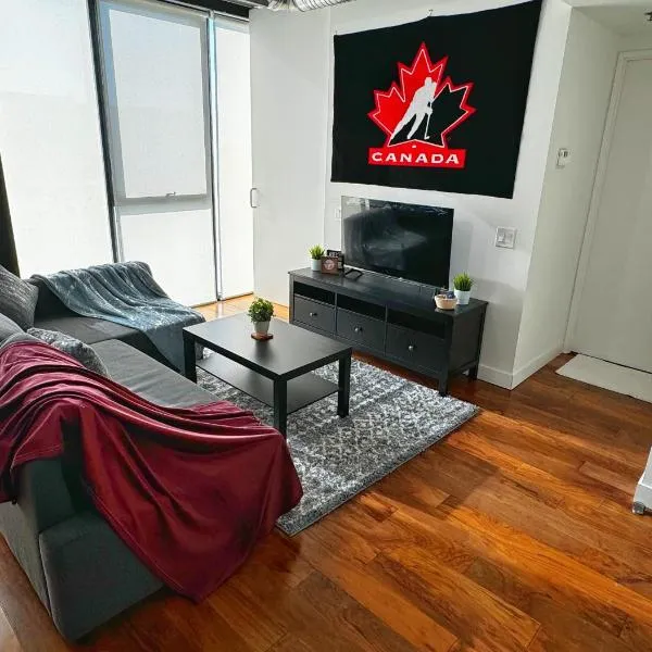 Cozy 1BR Apt - Downtown Winnipeg, hotel in Winnipeg
