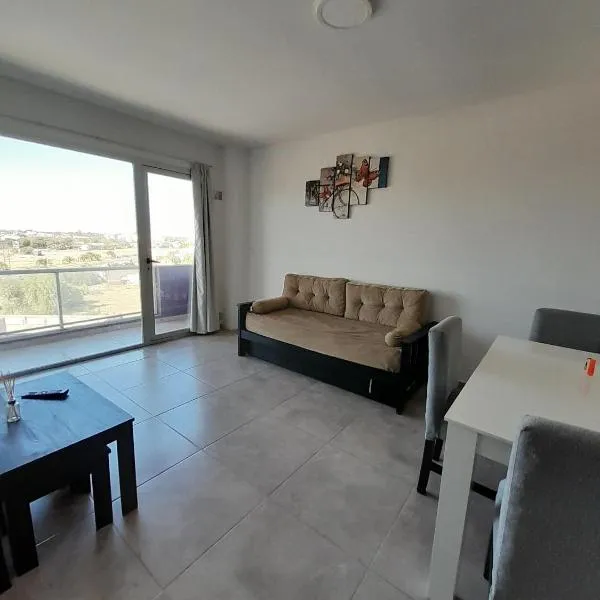Depto SL74, hotel in Bahía Blanca