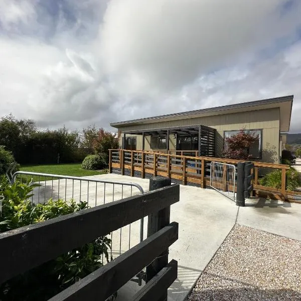 Country Retreats on Ranzau 1, hotel in Nelson