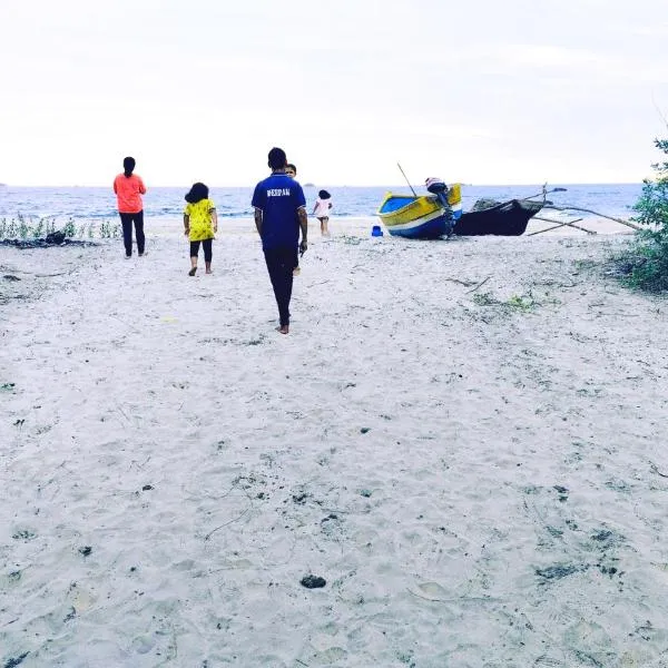 Samant Beach Resort, hotel di Malvan