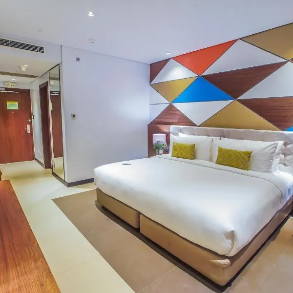 Summit Hotel Naga, hotel in Naga