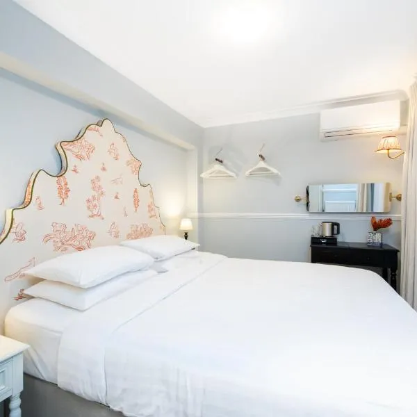 Americana Hotel, hotel in London