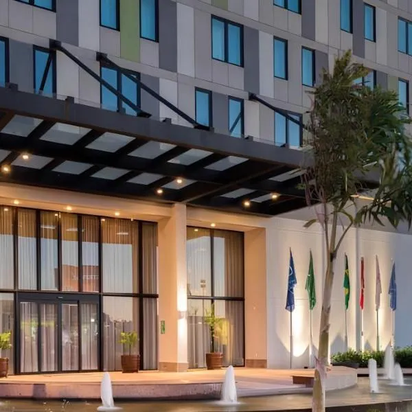 Linx Confins, hotell i Confins