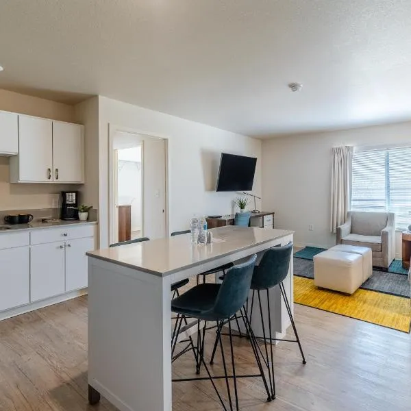 WaterWalk Extended Stay by Wyndham Wichita, hotel in Wichita