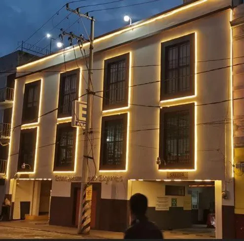 HOTEL MAQUIAVELO SOLO ADULTOS, khách sạn ở Puebla