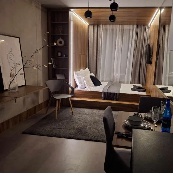 Apartments Wroc'LOVE by me &301 Legnicka & Self Check-In 24h & Lift & Air Conditioning, hotel in Wrocław