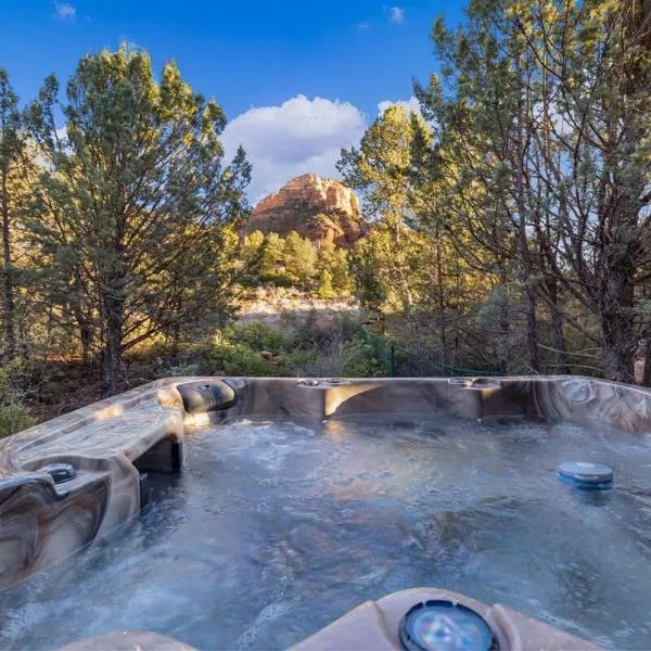 Mammoth Rock Oasis Villa-Hot Tub & Free Pets, hotel en Sedona