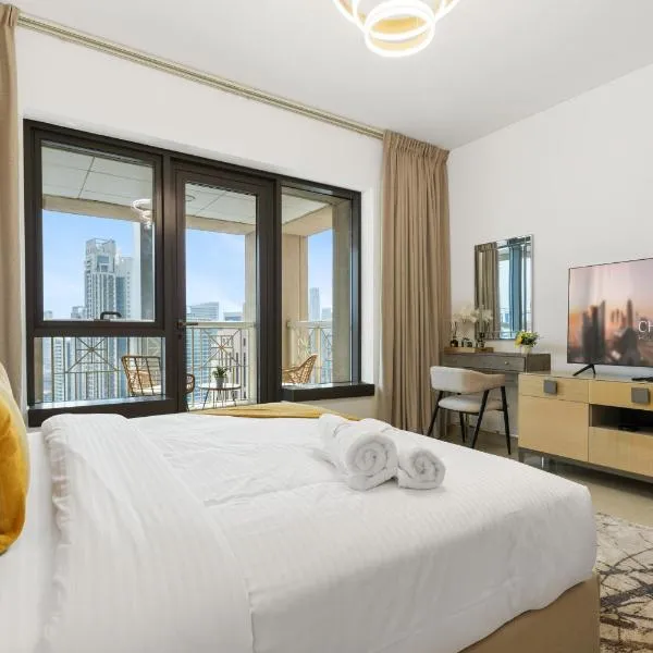 Luxury Studio, 29 Boulevard near Burj Khalifa Downtown - Chalet Homes, hotel in Dubai