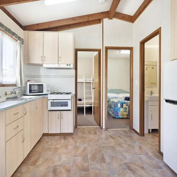 Coachstop Caravan Park, hotel i Maitland