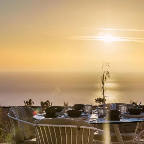 Almarossa Luxury Villas, hotell i Vourvoulos