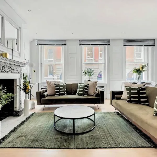 Welcome London - Stay at The Piazza!, hotel in London