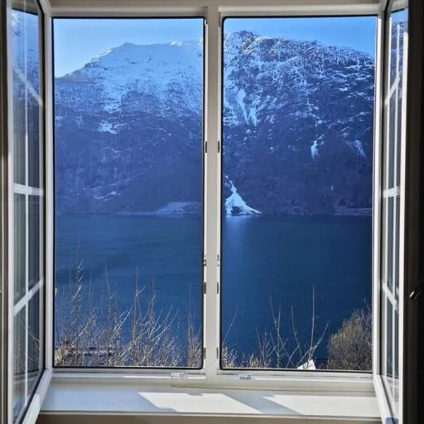 Rekkehus Tyssedal Trolltunga, hotel in Tveit