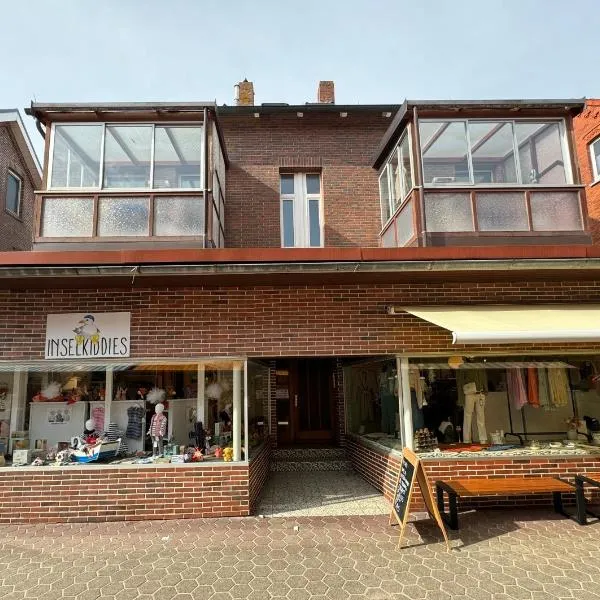 Haus Eldert Teerling โรงแรมในบอร์คุม