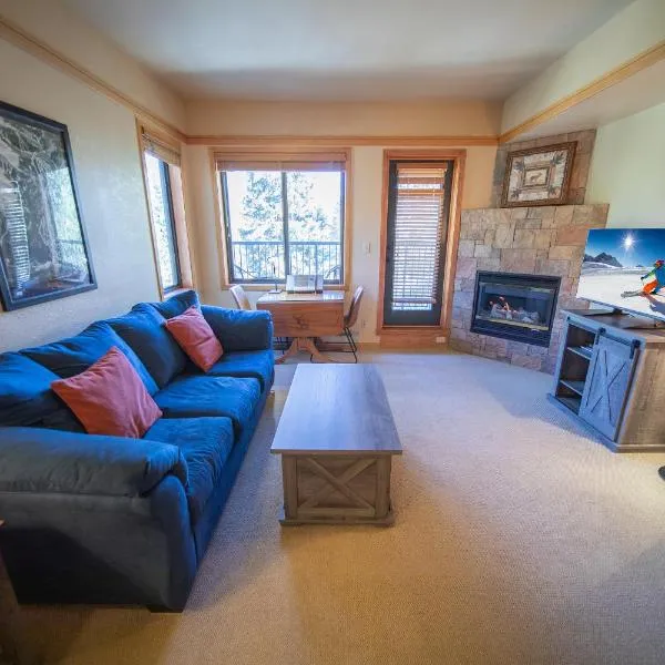 Slopeside 2773A by SummitCove Lodging, hotel in Keystone