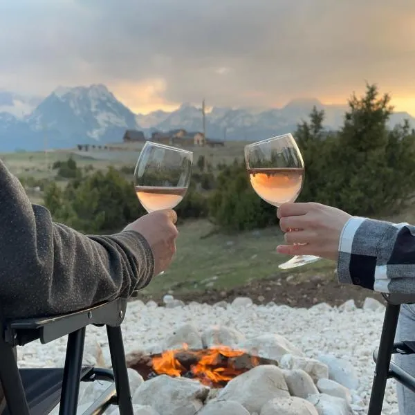 PeaksView Chalets, hotel na Žabljaku