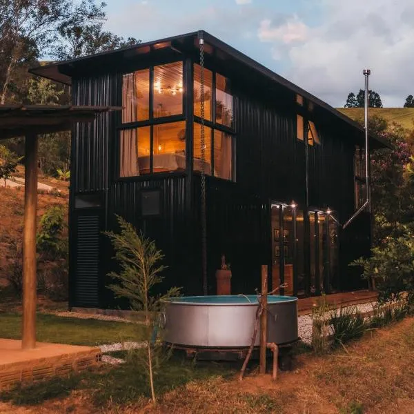 Into The Wild Cabin, hotel in Gonçalves