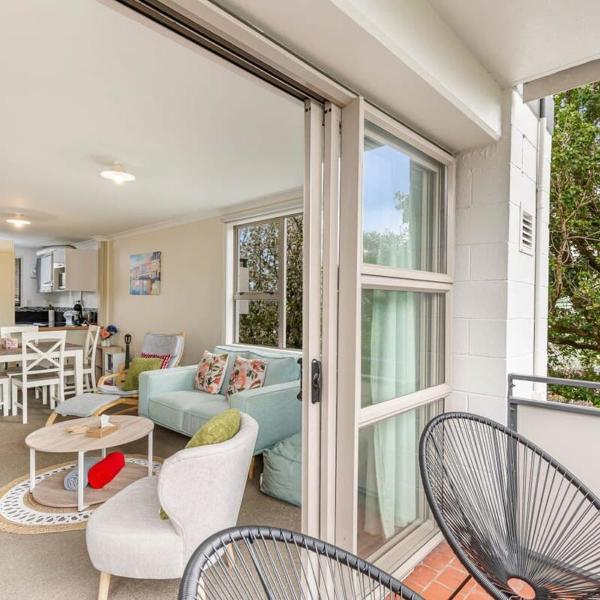 Lovely 2-Bedroom Rental with Parking Zodiak Stays, Auckland