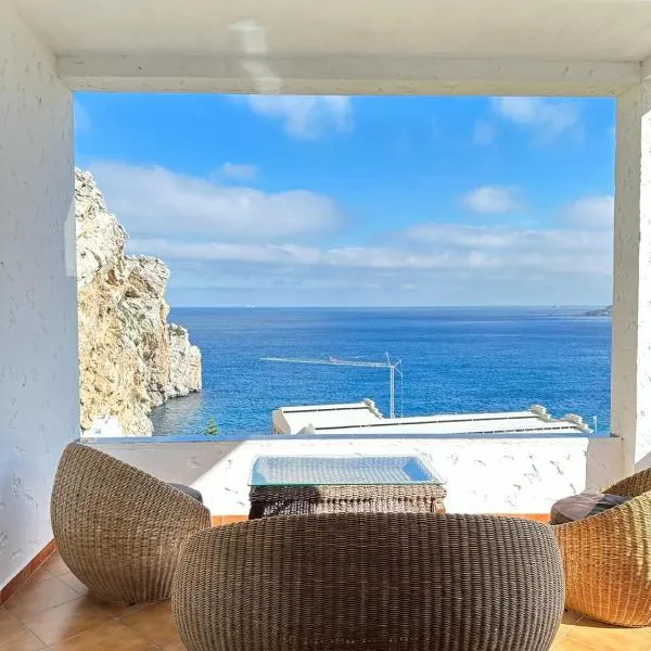Belyounech Panorama Sea and Mountain Apartment，位于Belyounech 的酒店