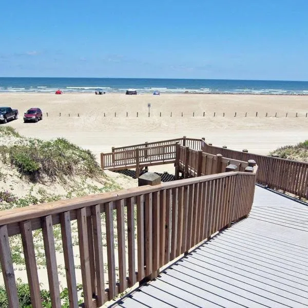 Island Oasis (Island Retreat #1)、ポート・アランサスのホテル